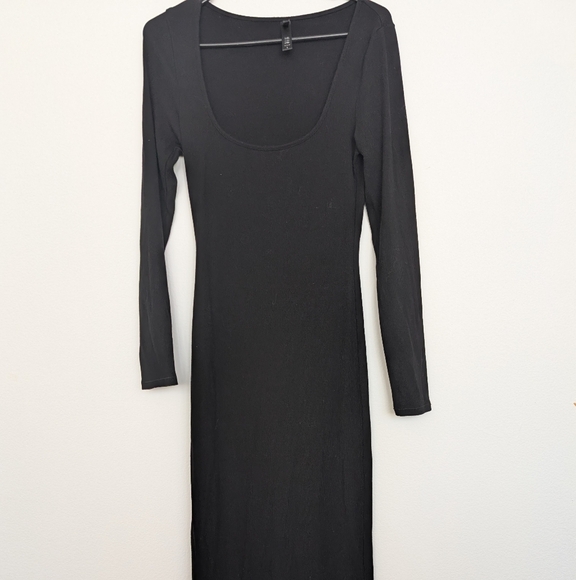 Skims soft lounge dress - Picture 3 of 4